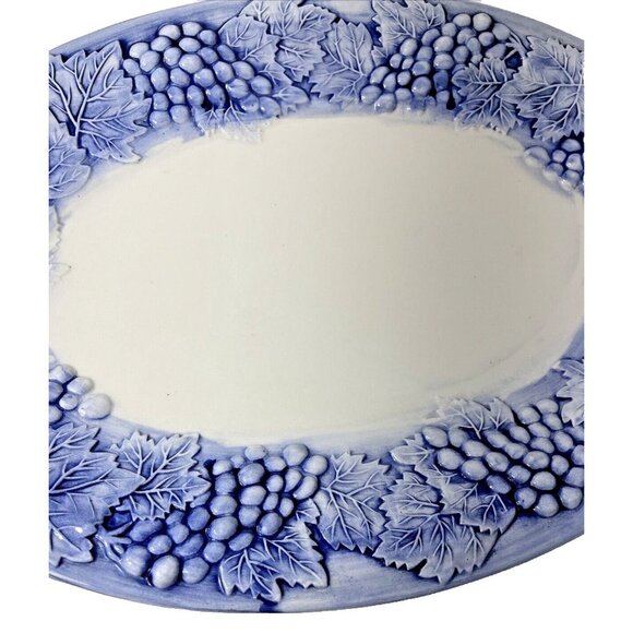 A. Santos Made in Portugal, Large Platter with Raised Blue & White Grape & Leaf - Picture 6 of 14